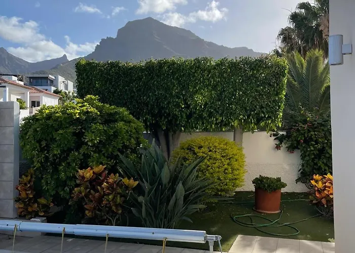 Parque Del Conde Villa